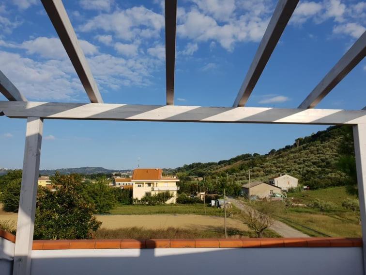 B&B Gli Orti Collecorvino Eksteriør bilde